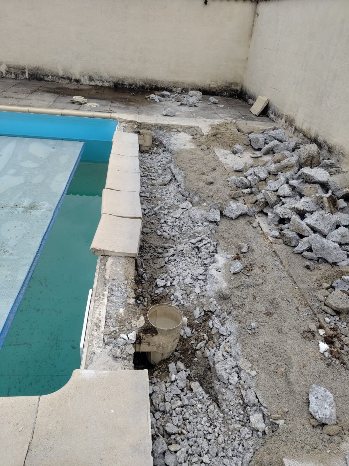 Changement des canalisations de la piscine